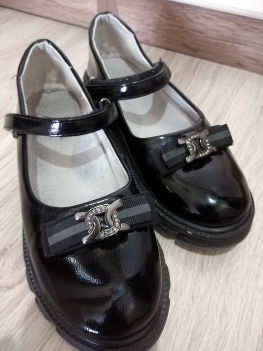 Туфли в школу для девочки 35