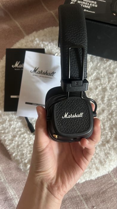 Продаю Marshall Major V black