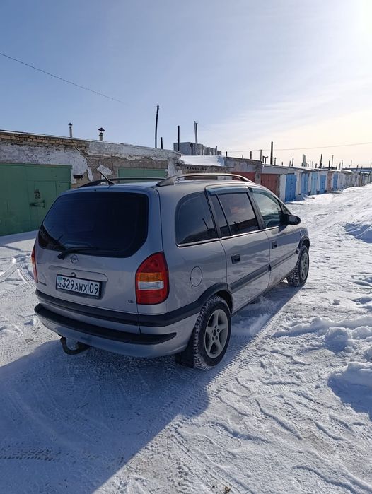 Продаю Опель Зафира
