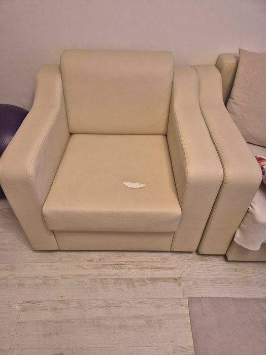 Ъглов диван с кресло за претапицирване