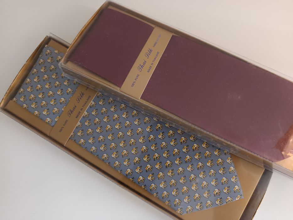 Вратовръзки от председателство на съвета на ЕС и Тайланд