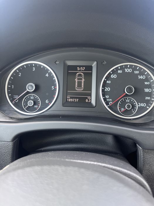 VOLKSWAGEN Tiguan 2011 — imagine 5