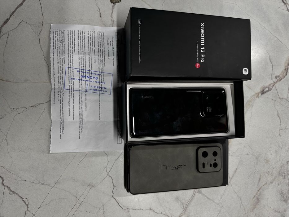 Xiaomi 13 pro с коробкой в хорешем састаяние