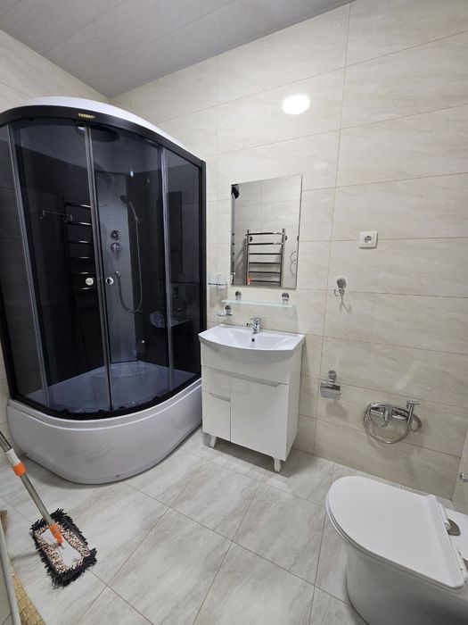 Сдаётся  квартира по суточно Ташкент сити