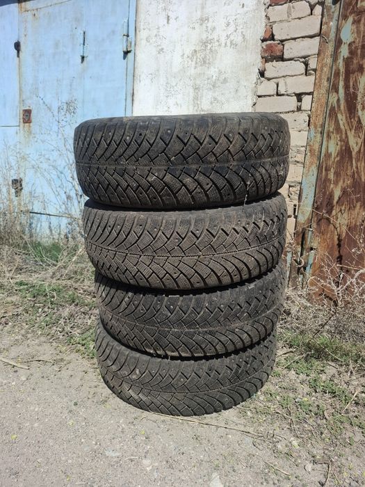 Шины зимние bf g