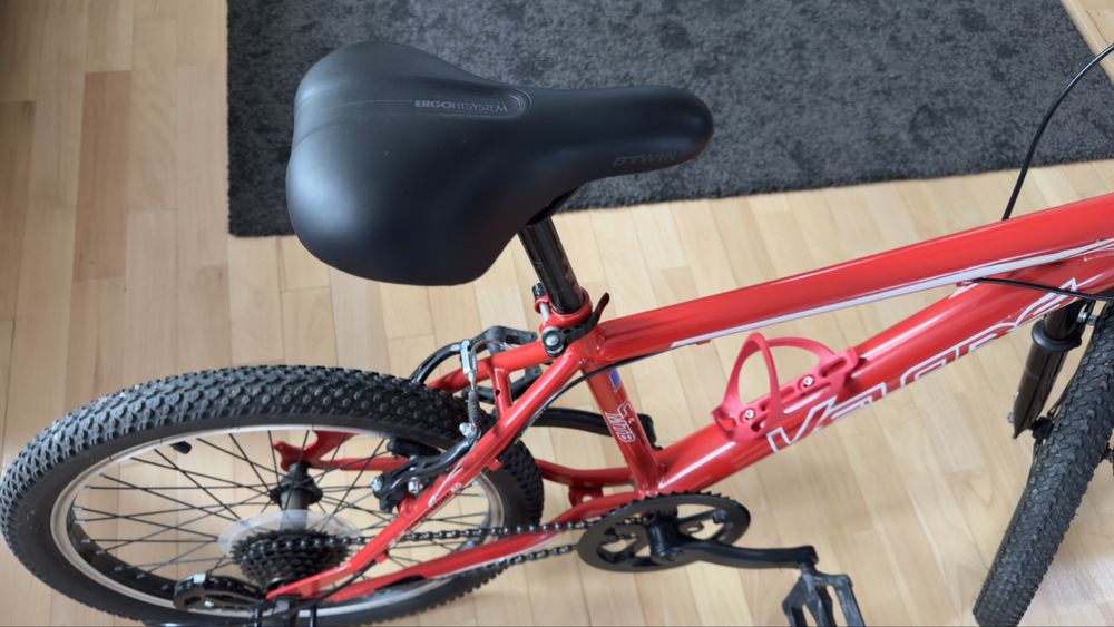 Bicicleta Velors 18 inchi pentru 5-9 ani