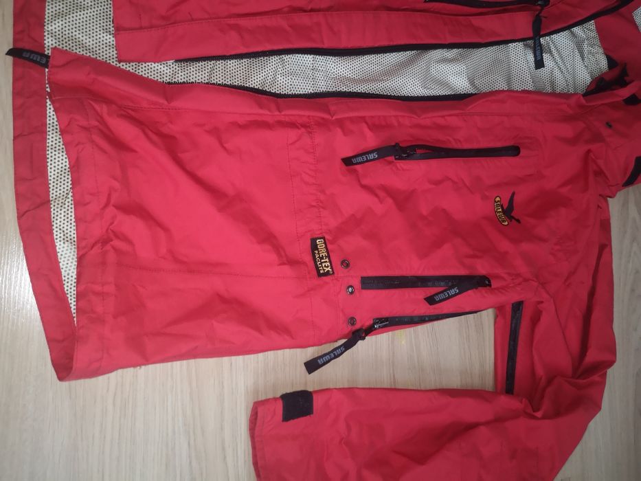Яке Salewa Goretex M