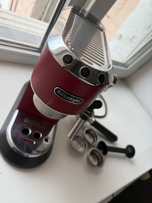 Кофемашина Delonghi