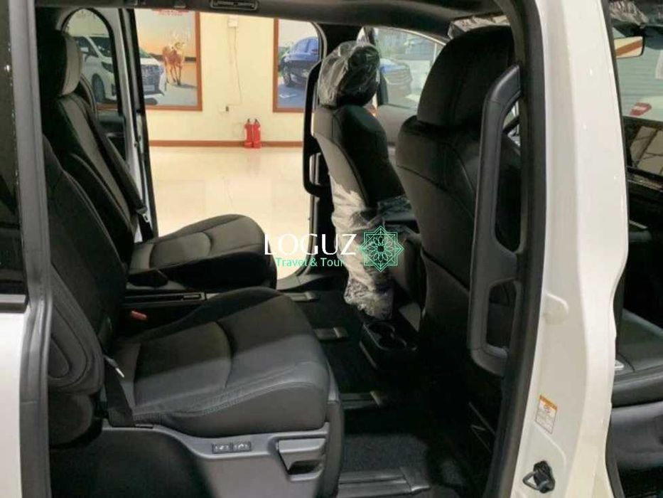 Гид на личном минивен для экскурсий и поездок по Бухаре и окрестностям