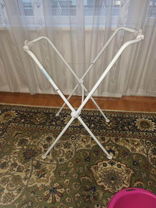 бебешка ваничка Bebe Confort +метална стойка +шезлонг