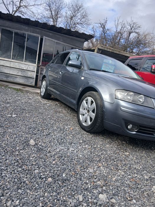 Продава се Audi a3 4×4 -2008година