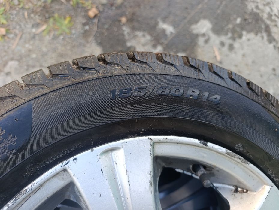 Продам колеса в сборе на ваз 4"98