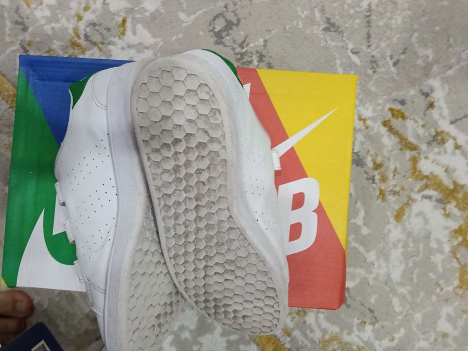 Продам обувь состоянии среднее