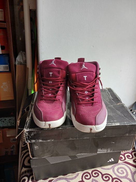 Продам Jordan 12