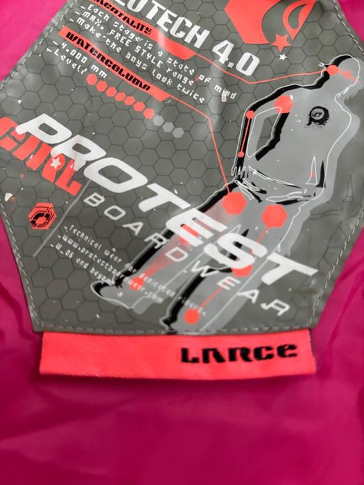 Vând geacă Protest