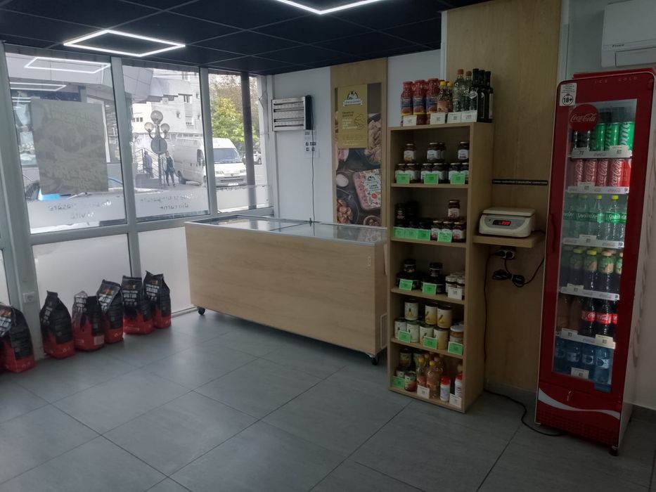 Închiriez spațiu comercial în Mangalia
