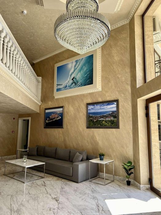 Продава се Тристаен апартамент в Бургас, Център - 119 кв.м за 2469 €/кв.м - Снимка #11