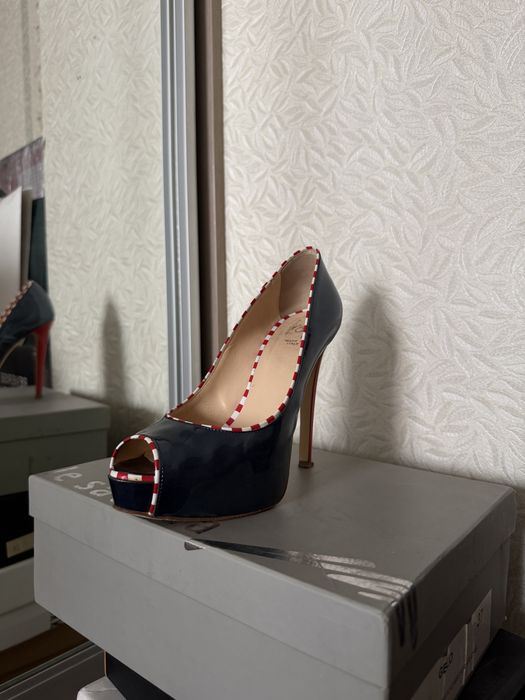 Туфли по 15к срочно