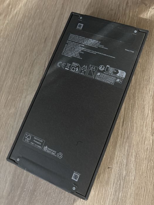 Samsung galaxy Zflip 8