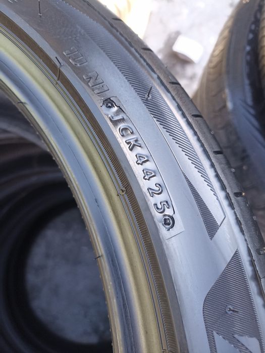 235/40/19 Bridgestone ( бриджестоун )