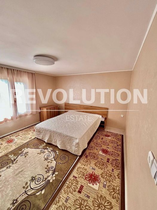 Дава се под наем Къща в Варна, Изгрев - 120 кв.м за 897.6 € - Снимка #2