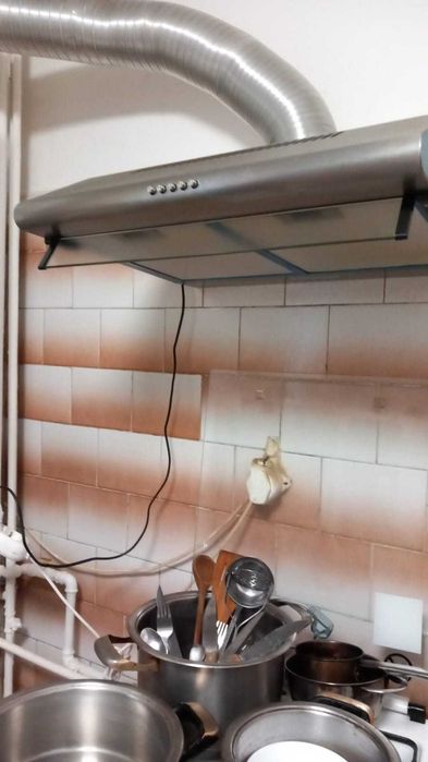 Apartament 3 camere. Sectorul 6 , teatrul masca