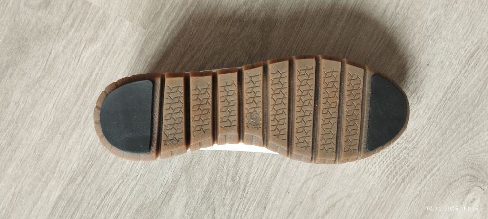 Женские новые, натуральная кожа, 37 разм