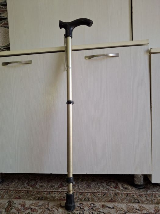 Трость новая,продам