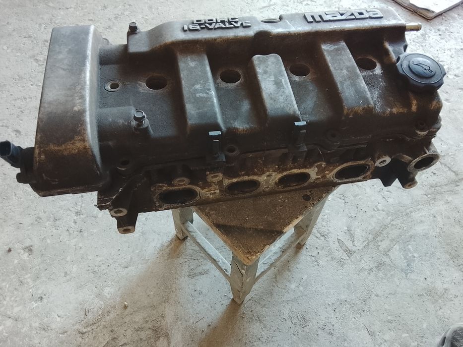 Продам ГБЦ на Мазду 626 мотор FS