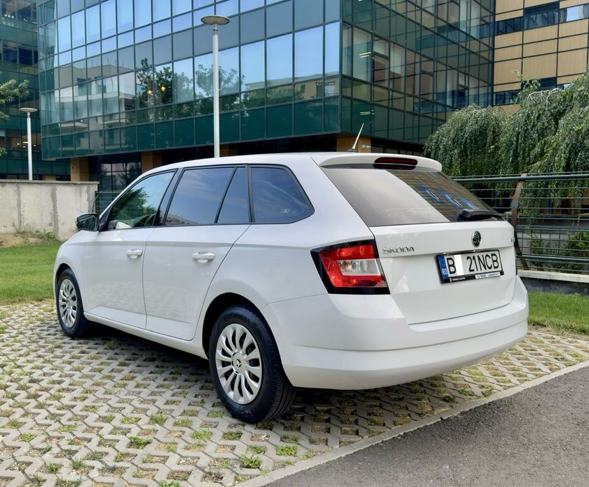 SKODA Fabia 2018 — imagine 4