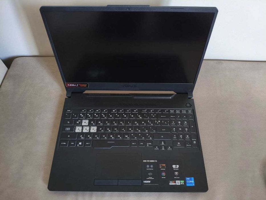 Геймърски лаптоп ASUS TUF Gaming F15 (i7-11800H, RTX 3050 Ti, 16GB RAM)
