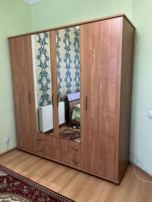 Спальный гарнитур