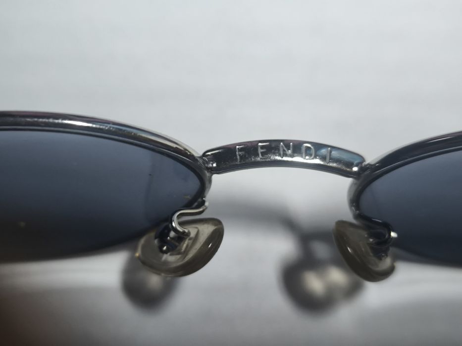 Ochelari de soare Fendi