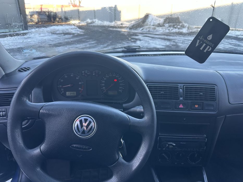 VW Golf 4 Variant (Break) 1.6 16V – 105 CP | AC | Pilot automat