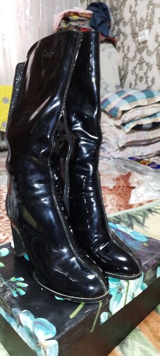 Etik sotiladi Bruna firmaniki