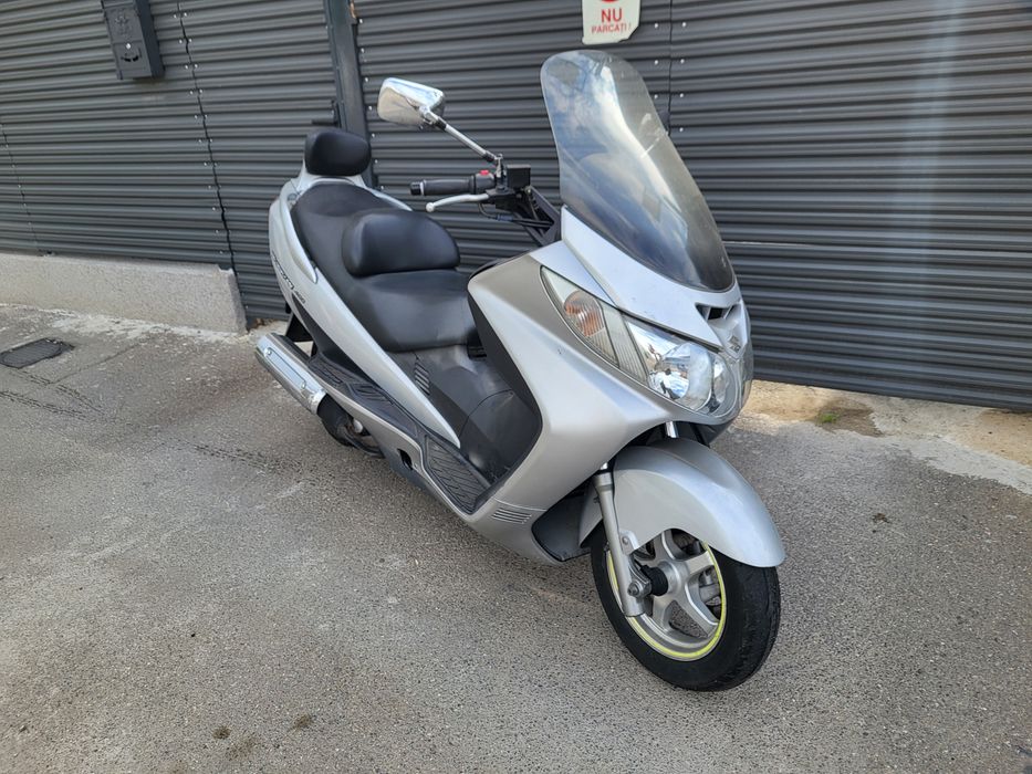 Suzuki Burgman 400