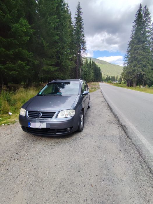 Volkswagen Touran 2005 diesel, 2.695 € — imagine 2