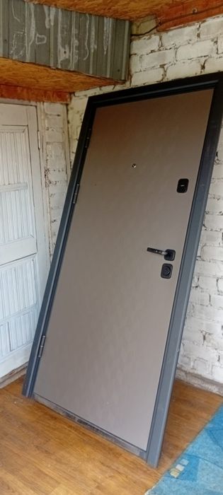 Продам новый двери