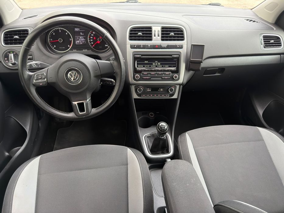 VOLKSWAGEN Polo 2014 — imagine 5