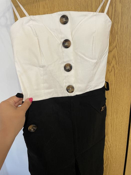 Дамски гащеризон и пола