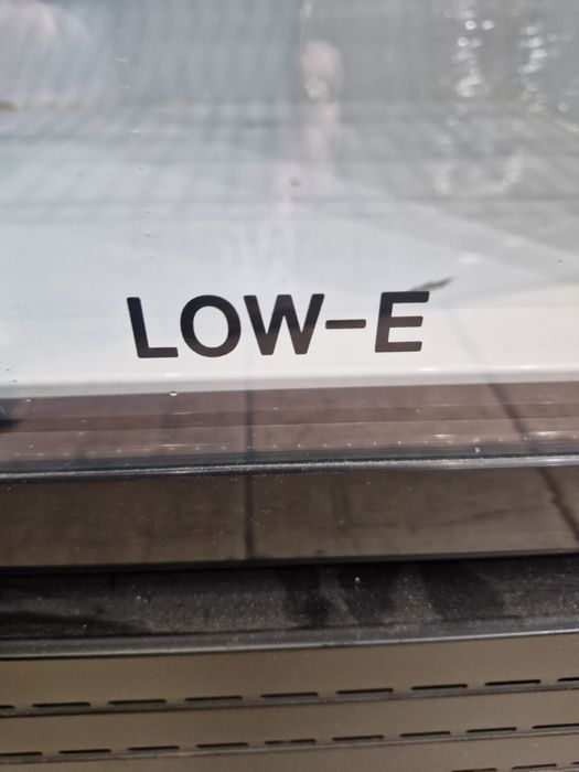 Продам холодильник витринный