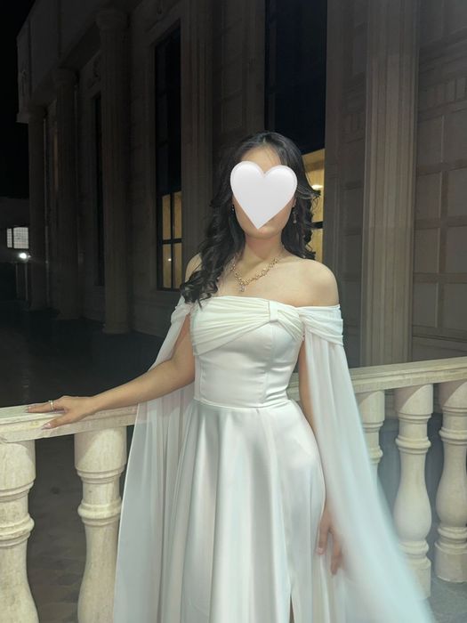 Платье бальное в отличном состоянии