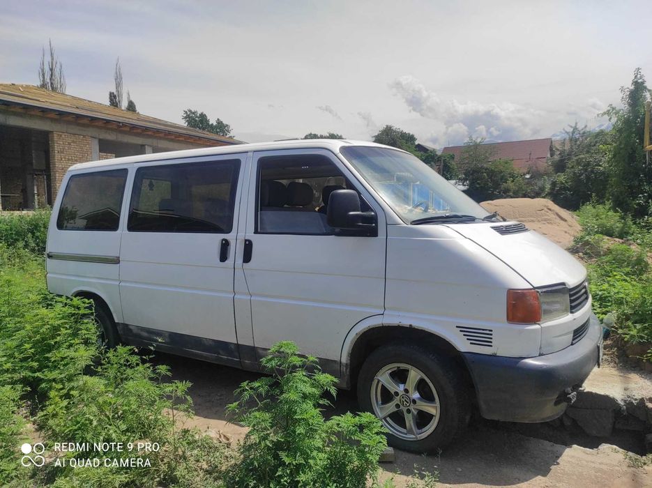 Продам машину Volkswagen Transporter