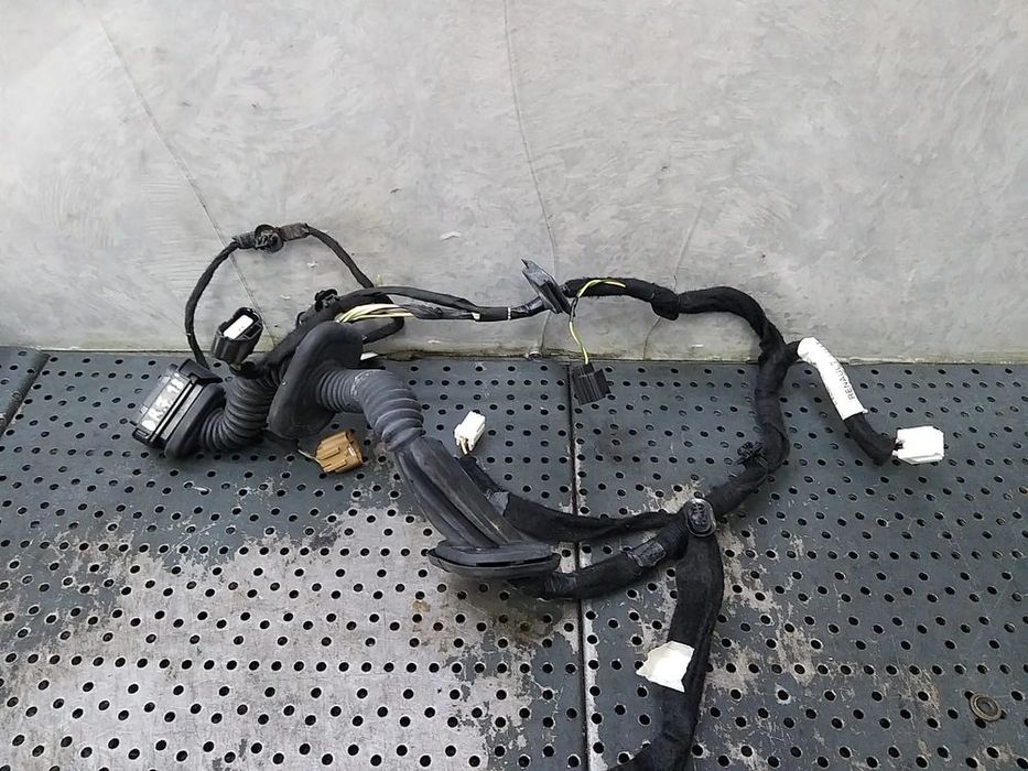 Cablaj instalatie electrica usa dreapta fata renault captur 1 j5 h5 241253219r