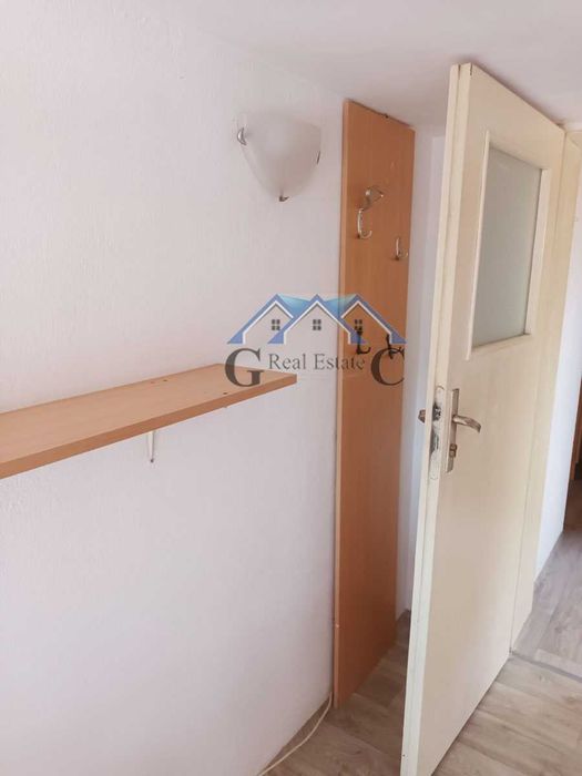 Дава се под наем Етаж от къща в Варна, Левски - 20 кв.м за 229.5 € - Снимка #3