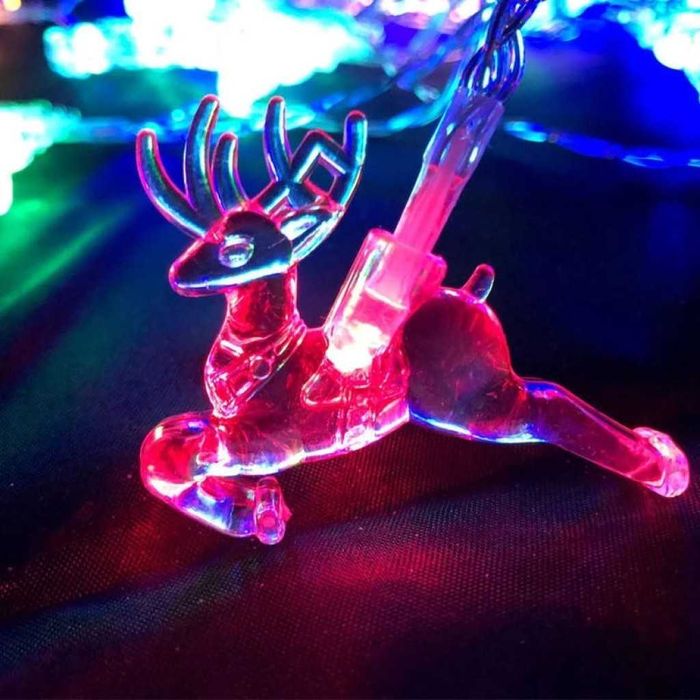 Многоцветни коледни LED лампички с еленчета!