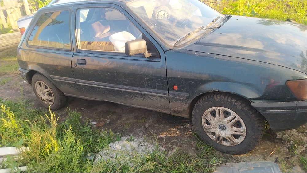 Продам машину Форд фиеста