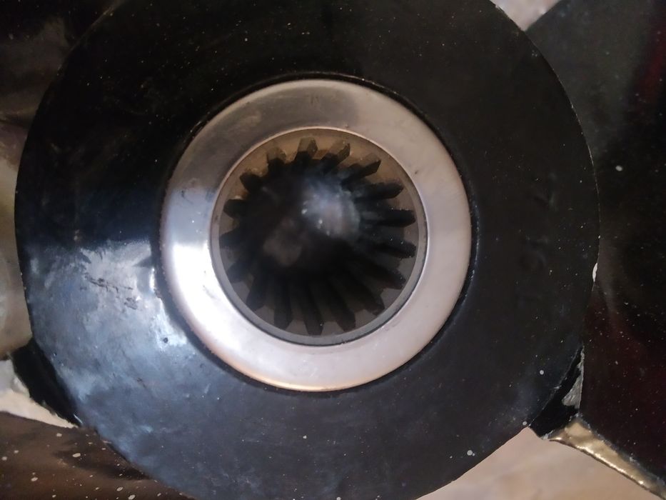 Винт, пропелер, витло за яхта, катер, лодка