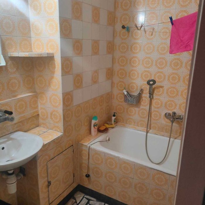 Тристаен апартамент в Каменица 1