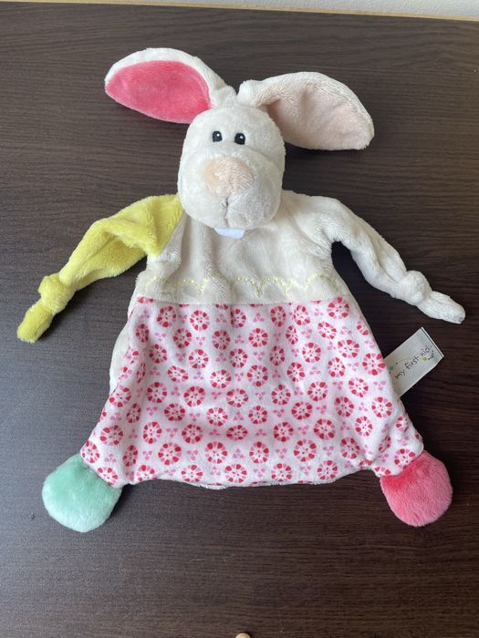 Играчки за гушкане зайчета